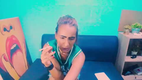 alanadelray online show from January 11, 11:34 am