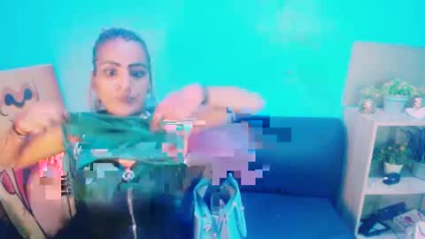 alanadelray online show from January 20, 7:47 am