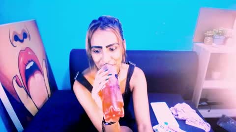 alanadelray online show from February 12, 2:32 pm