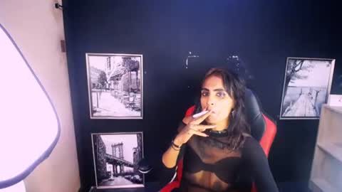 alanadelray online show from November 15, 7:38 am