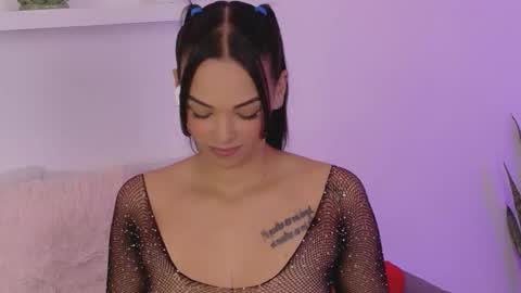 Ana online show from October 15, 6:19 pm