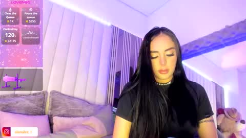 Snapshot of alanalexx chatting on October 1, 4:07 am Marianna online show from October 1, 4:07 am