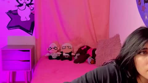 ALANA Please follow me  online show from October 19, 4:13 am