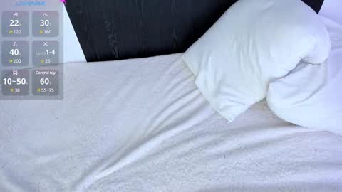 Snapshot of alanblack1 chatting on February 6, 4:14 pm alanblack1 online show from February 6, 4:14 pm