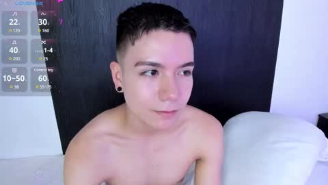 Snapshot of alanblack1 chatting on February 8, 3:53 pm alanblack1 online show from February 8, 3:53 pm