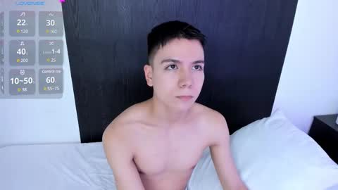 Snapshot of alanblack1 chatting on February 19, 2:34 pm alanblack1 online show from February 19, 2:34 pm