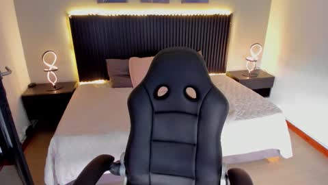 ALANI online show from November 14, 12:15 pm