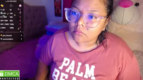 Snapshot of alanna_brunette chatting on February 7, 1:25 am lanna online show from February 7, 1:25 am