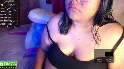 Snapshot of alanna_brunette chatting on February 23, 5:18 pm lanna online show from February 23, 5:18 pm