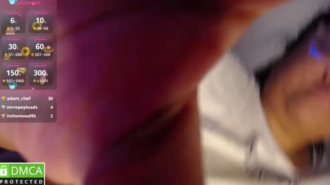 Snapshot of alanna_brunette chatting on March 3, 10:17 am lanna online show from March 3, 10:17 am