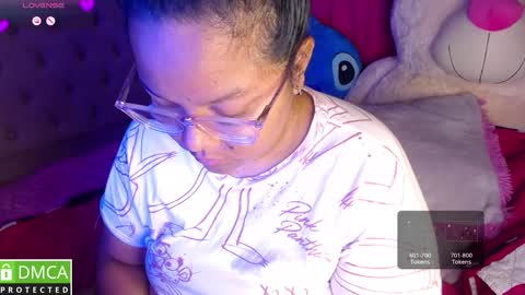 Snapshot of alanna_brunette chatting on October 10, 4:39 pm lanna online show from October 10, 4:39 pm