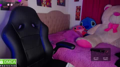 Snapshot of alanna_brunette chatting on October 19, 9:15 pm lanna online show from October 19, 9:15 pm