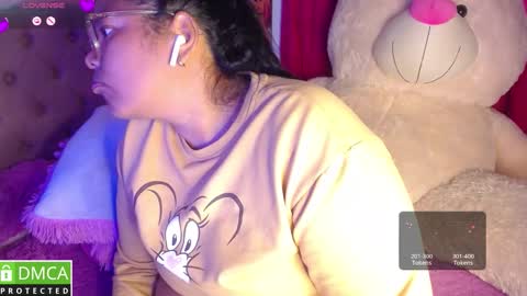 Snapshot of alanna_brunette chatting on November 9, 3:27 am lanna online show from November 9, 3:27 am