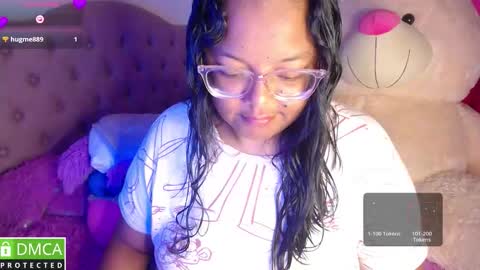 Snapshot of alanna_brunette chatting on November 28, 1:58 pm lanna online show from November 28, 1:58 pm