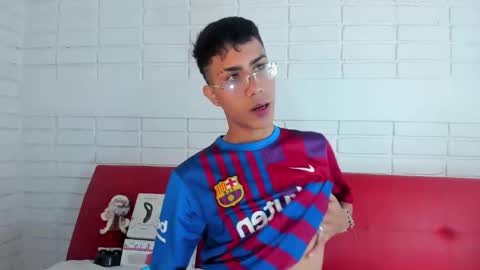 Snapshot of alannaughty_ chatting on December 29, 8:48 pm alannaughty_ online show from December 29, 8:48 pm