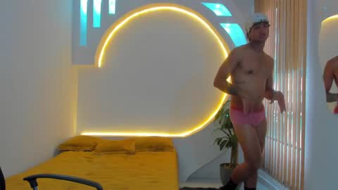 alan online show from January 6, 6:52 pm