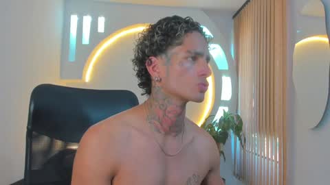 alan online show from January 12, 5:01 pm