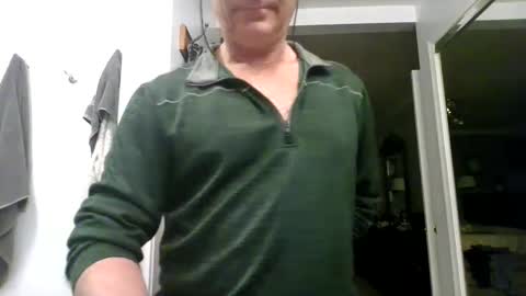 Snapshot of alaskanrabbit chatting on March 8, 3:35 pm Rabbit online show from March 8, 3:35 pm