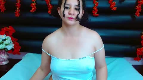 AlaSmith  online show from January 19, 7:46 am