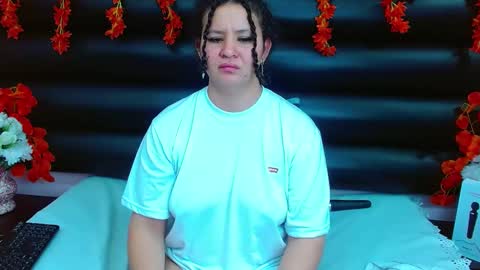 AlaSmith  online show from January 28, 8:04 am