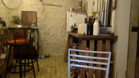 albandant online show from September 12, 8:53 pm