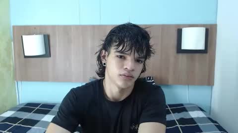 Snapshot of albertbernal69 chatting on February 6, 2:11 am Albert online show from February 6, 2:11 am