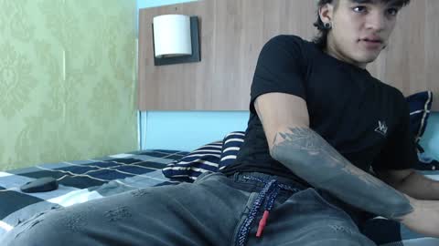 Snapshot of albertbernal69 chatting on February 6, 5:14 am Albert online show from February 6, 5:14 am