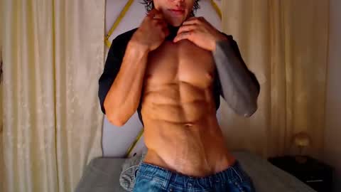 Snapshot of albertbernal69 chatting on February 11, 5:58 am Albert online show from February 11, 5:58 am