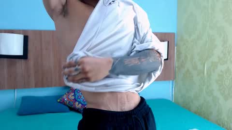 Snapshot of albertbernal69 chatting on February 23, 1:57 am Albert online show from February 23, 1:57 am