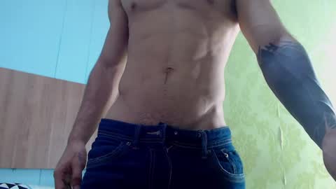 Snapshot of albertbernal69 chatting on March 10, 8:37 am Albert online show from March 10, 8:37 am