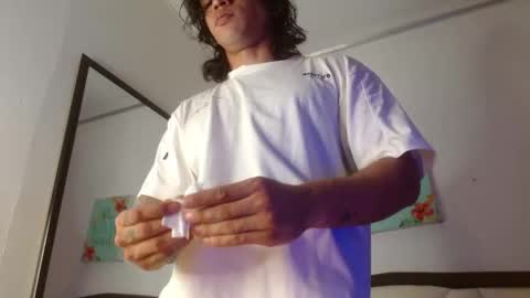 Snapshot of albertbernal69 chatting on September 14, 3:05 am Albert online show from September 14, 3:05 am