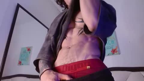 Snapshot of albertbernal69 chatting on October 15, 3:17 am Albert online show from October 15, 3:17 am