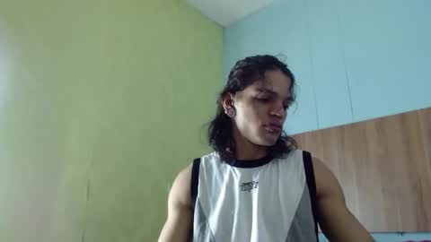 Snapshot of albertbernal69 chatting on October 18, 2:03 am Albert online show from October 18, 2:03 am