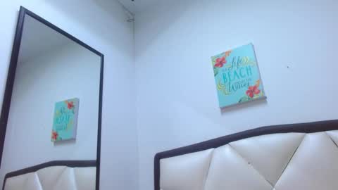 Snapshot of albertbernal69 chatting on October 21, 3:29 am Albert online show from October 21, 3:29 am