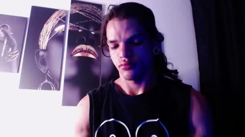 Snapshot of albertbernal69 chatting on October 30, 1:18 am Albert online show from October 30, 1:18 am