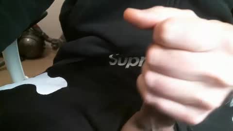 albertom78 online show from December 10, 5:11 pm