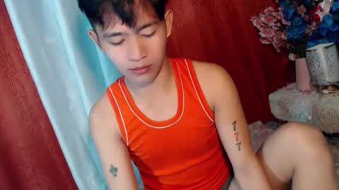 Snapshot of albertx_destroyer69 chatting on February 25, 10:26 am Albert online show from February 25, 10:26 am