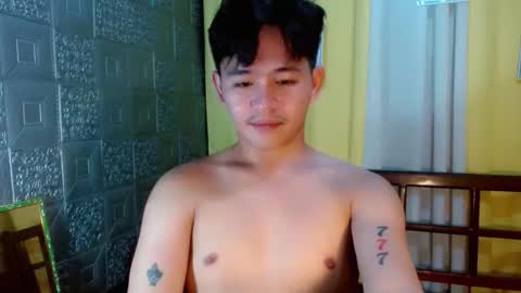 Snapshot of albertx_destroyer69 chatting on October 29, 6:42 pm Albert online show from October 29, 6:42 pm