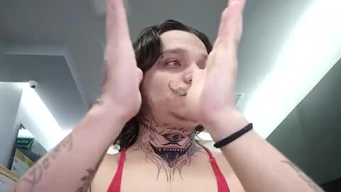 Juan de Dios Independent Model online show from December 5, 11:27 am