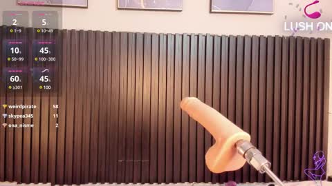 aleja__slav3 online show from March 7, 8:56 am