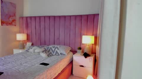 Snapshot of aleja_arango chatting on November 7, 10:21 pm Alejandra Arango online show from November 7, 10:21 pm