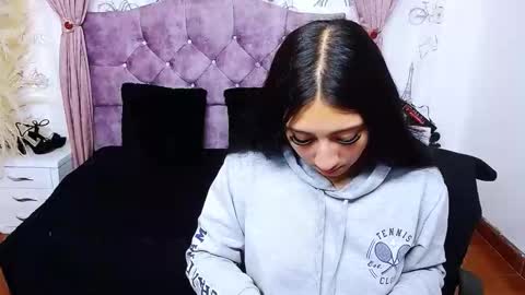 ALEJANDRA online show from November 6, 11:11 am