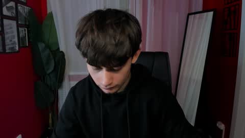 Snapshot of alejandro_ellias chatting on November 23, 8:41 pm Alejandro online show from November 23, 8:41 pm