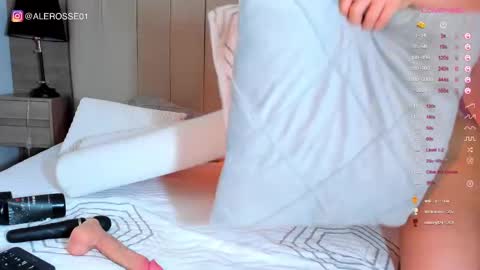 Snapshot of alejarosse chatting on February 21, 4:51 am alejandra independent models online show from February 21, 4:51 am