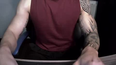 alejoduarte16 online show from November 26, 8:15 am