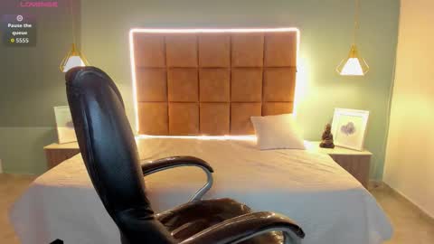 ALejoo Saenz online show from November 20, 2:45 am