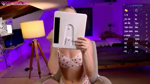 Lexi online show from September 15, 2:55 am