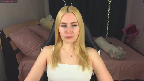 Alena online show from February 26, 2:25 pm