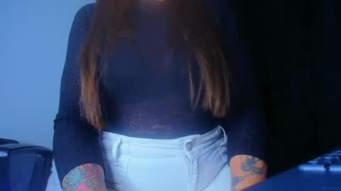 QUEEN OFF MILk  IM BACK  15 NOV online show from February 27, 2:10 am