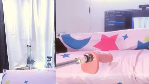 aleska_james online show from December 2, 12:43 pm